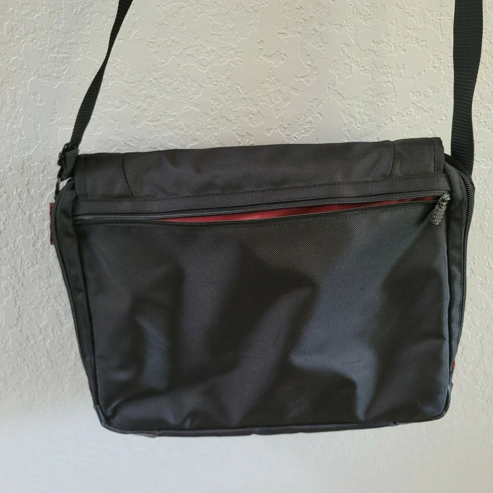 Samsonite Messenger/Laptop Bag